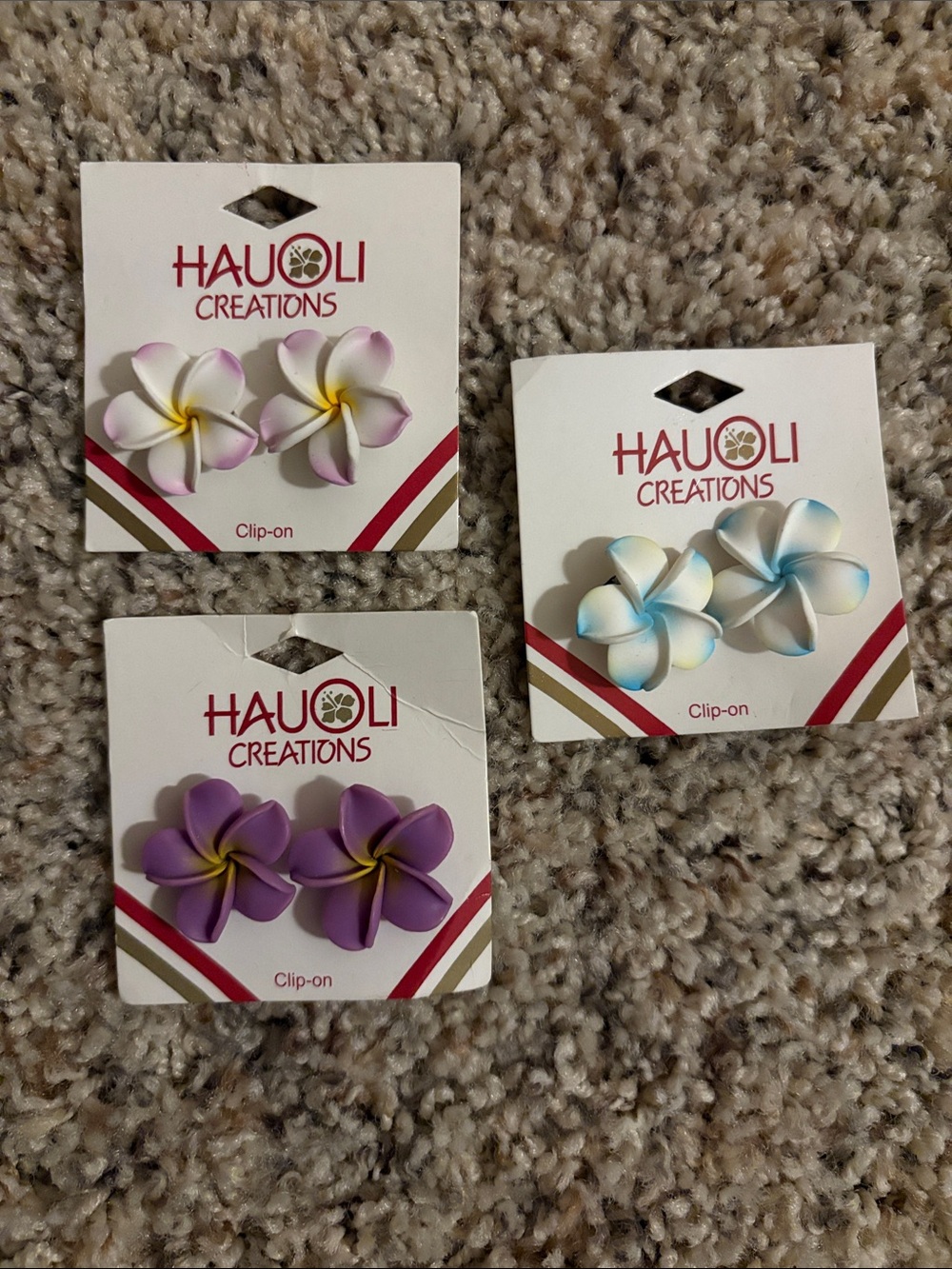 Clip on Hawaiians flowers